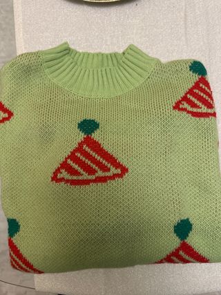 Jersey verde con estampado de gorros