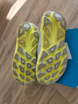 Zapatillas Hoka Clifton 9 Teal/Amarillo