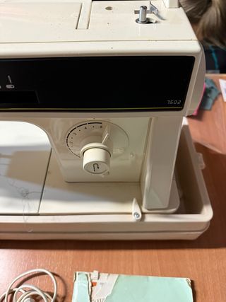 Máquina de coser Singer Samba 1