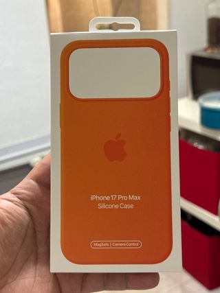 Cover Arancione iPhone 17 Pro Max MagSafe