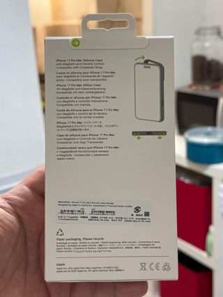 Cover Arancione iPhone 17 Pro Max MagSafe