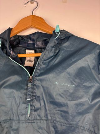 Cortavientos Quechua Azul Ligero