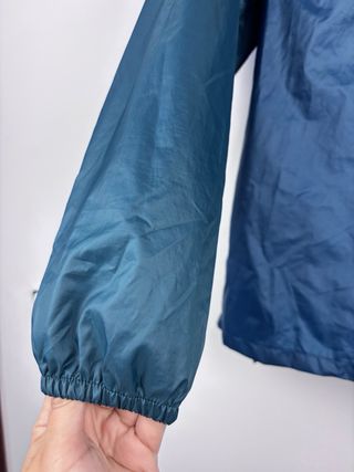 Cortavientos Quechua Azul Ligero