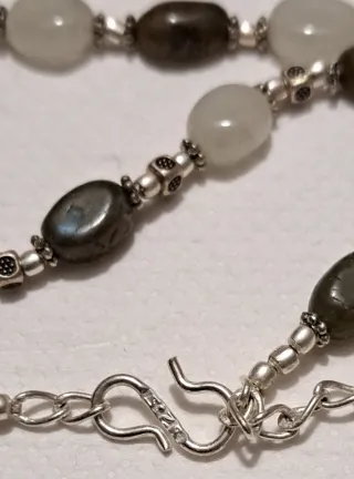 Collana e orecchini indiani prenhite argento india