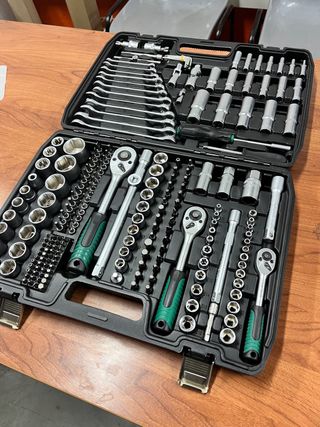 Maletín de 216 Herramientas