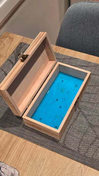 Cajita de madera mar resina epoxi