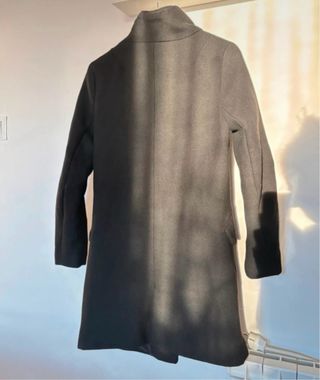 Abrigo Bershka negro