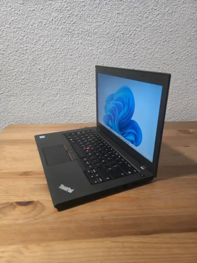 Lenovo T460 i5 | 16GB RAM | 256GB SSD | Garanzia