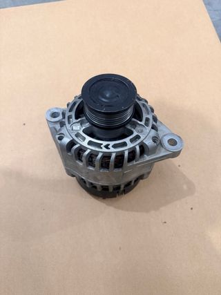 Alternador Opel Astra GTC 1.9