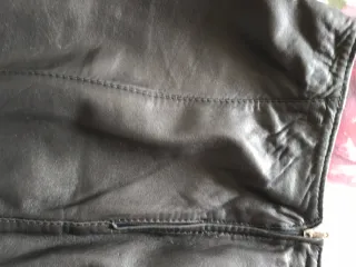 Falda de cuero vintage