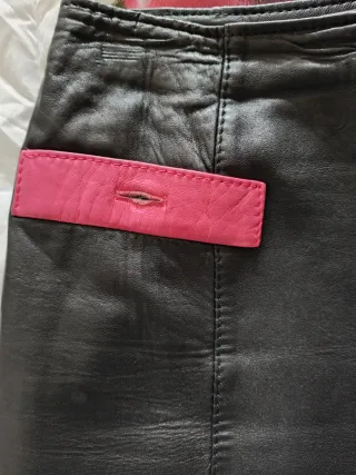 Falda de cuero vintage