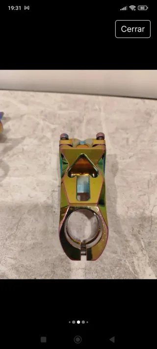 Potencia y Portabotellín Muqzi Arcoíris.