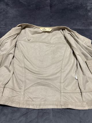 Chaqueta Hollister Beige con Flecos de antes