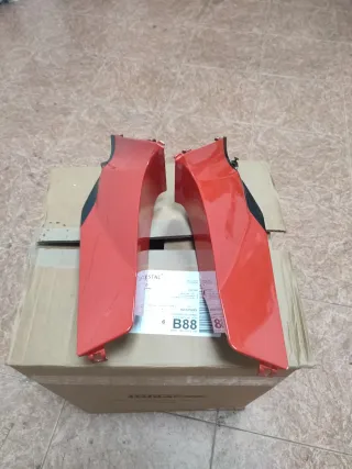 Carenado Lateral superior Depósito Honda CBR 600rr