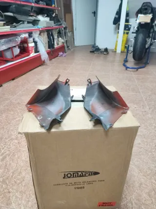 Carenado Lateral superior Depósito Honda CBR 600rr