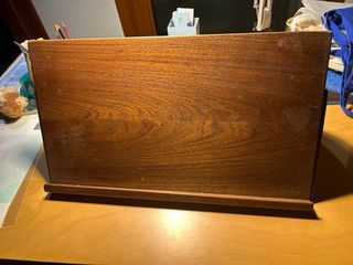 Supporto in legno per libri o tablet