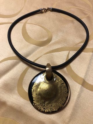 Collana Donna Medaglione Vetro Murano Nero Oro
