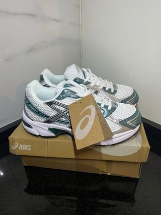 Zapatillas Asics GEL-1130 Hombre Plata y Blanco