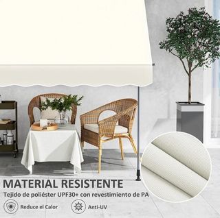 Toldo retráctil crema