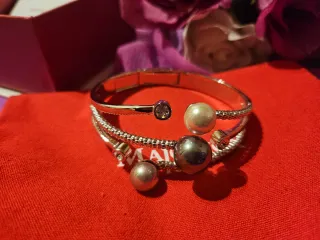 Brazalete Majorica Perlas y Cristales