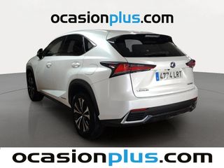 Lexus NX 300h Premium 2WD 145 kW (197 CV)