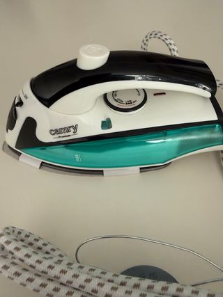 Plancha de viaje vapor Camry 1500W
