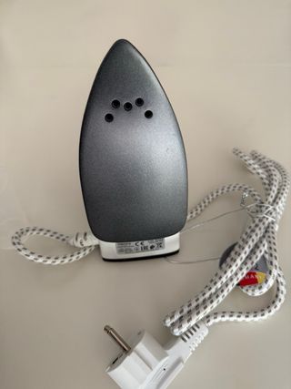 Plancha de viaje vapor Camry 1500W