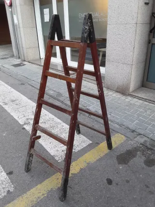 Escalera madera rústica 150 cm