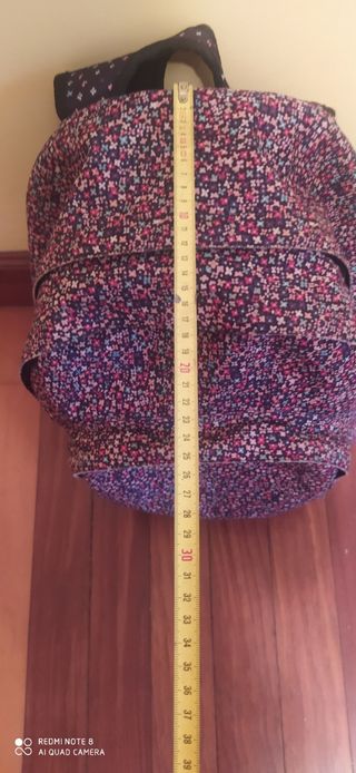 Mochila Roxy floral rosa y morada