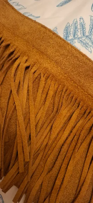 Bolso de piel/serraje con flecos