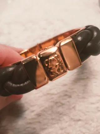 Pulsera Loewe Cuero Trenzado Dorado