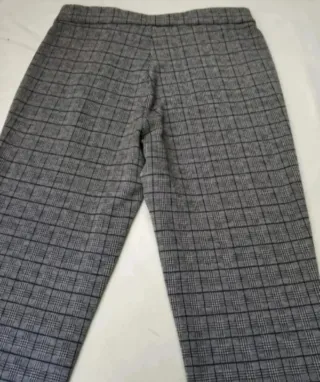 Pantalón Stradivarius cuadros cremallera