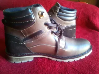 Botas de piel marrón Talla 44 a estrenar