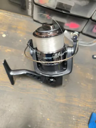 Carrete de pesca DAIWA Q850FM