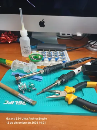 Reparación Mando PS5 - Sustitución 2 Joysticks TMR