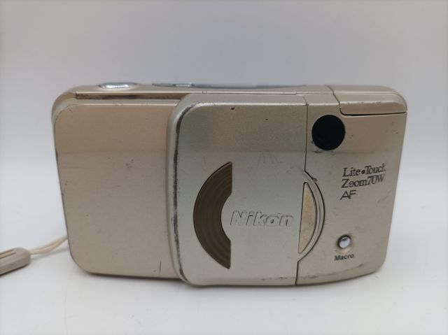 Nikon Lite Touch Zoom 70W AF Cámara