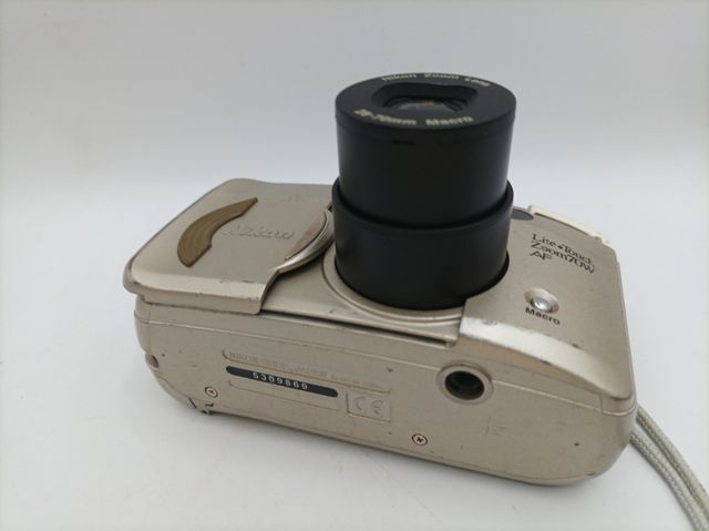 Nikon Lite Touch Zoom 70W AF Cámara