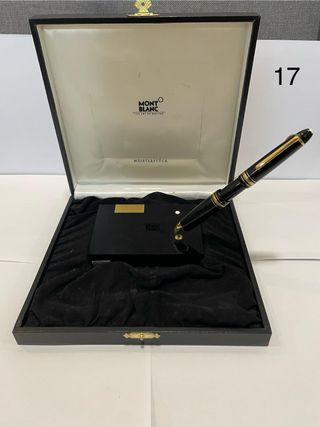Montblanc Meisterstück con soporte