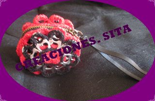 Bolso de crochet con anillas