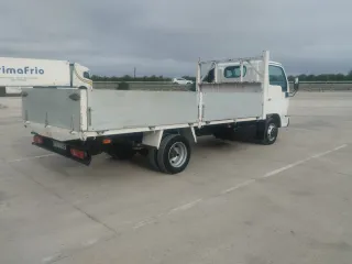 Nissan Cabstar 2002