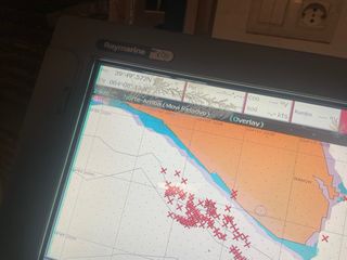 Raymarine C120 con módulo de sonda