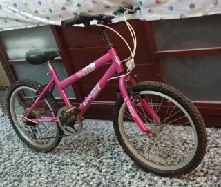 Bicicleta infantil rosa