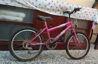 Bicicleta infantil rosa