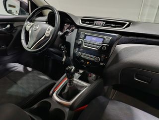 Nissan Qashqai 2015   107.000km