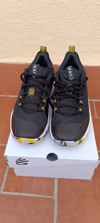 Zapatillas Under Armour Curry Negras Multicolor