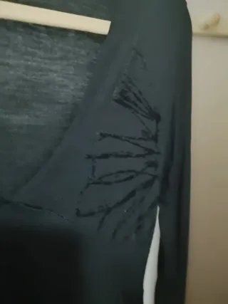 Vestido negro con detalle terciopelo