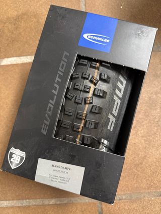 Cubierta Schwalbe Hans Dampf 29x2.35 Evo