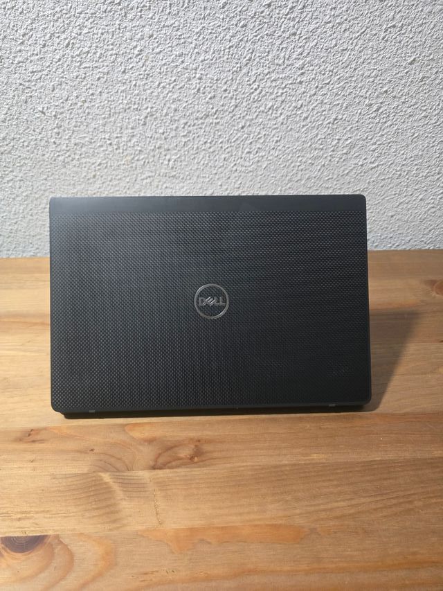 Schermo tattile Dell Latitude 7400 16 GB RAM SSD da 256 GB