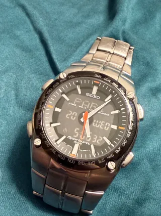 Reloj Seiko Sportura worldtime
