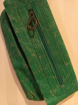 Bolso de mano verde